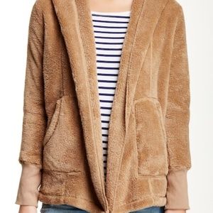 Jolt | Cozy Hooded Faux Fur Jacket